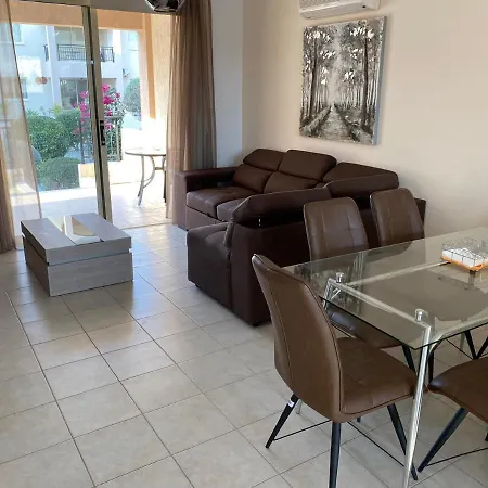 Royal Seacrest Luxurious Апартаменты *